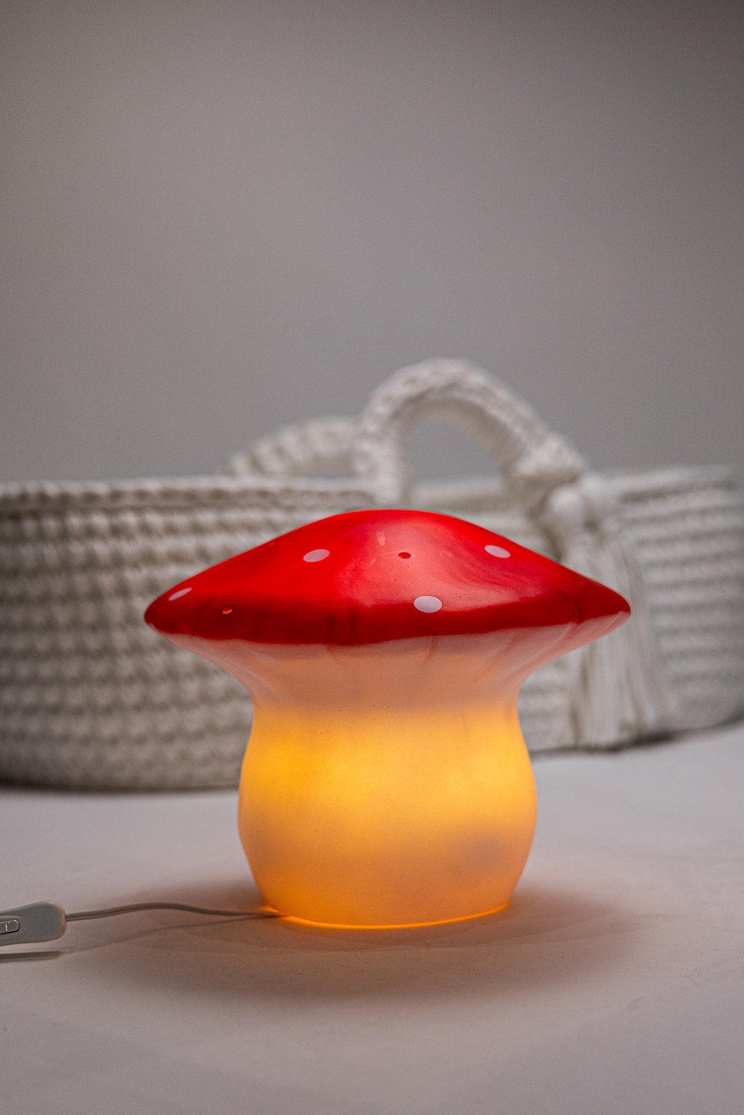 Candeeiro Cogumelo Encarnado: Uma Luz Noturna Mágica para Sonhos Tranquilos